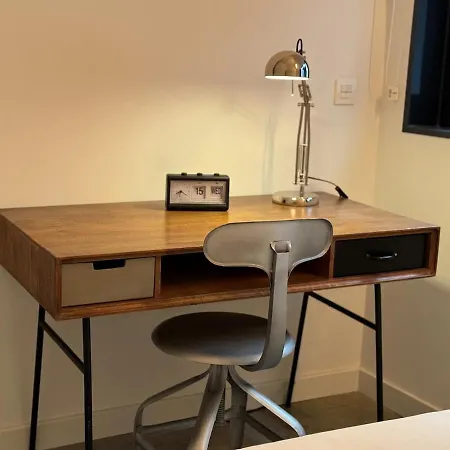 06 Alameda Luxury Apartment *