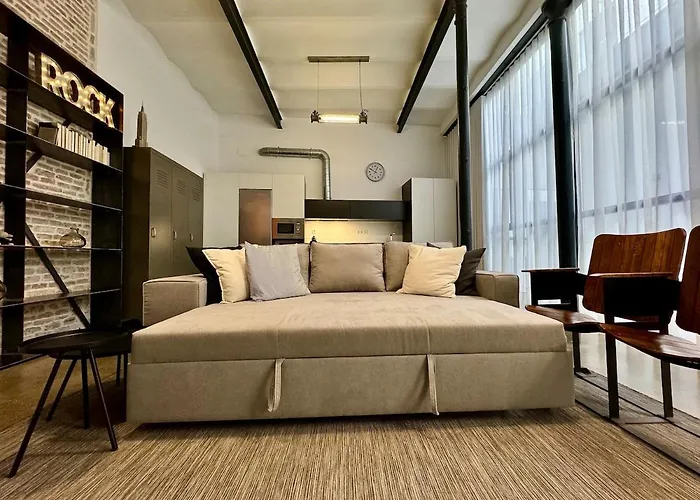 06 Alameda Luxury *