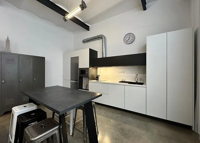 06 Alameda Luxury